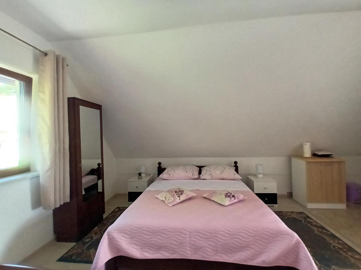 Guesthouse Loncar Plitvicka Jezera Ngoại thất bức ảnh